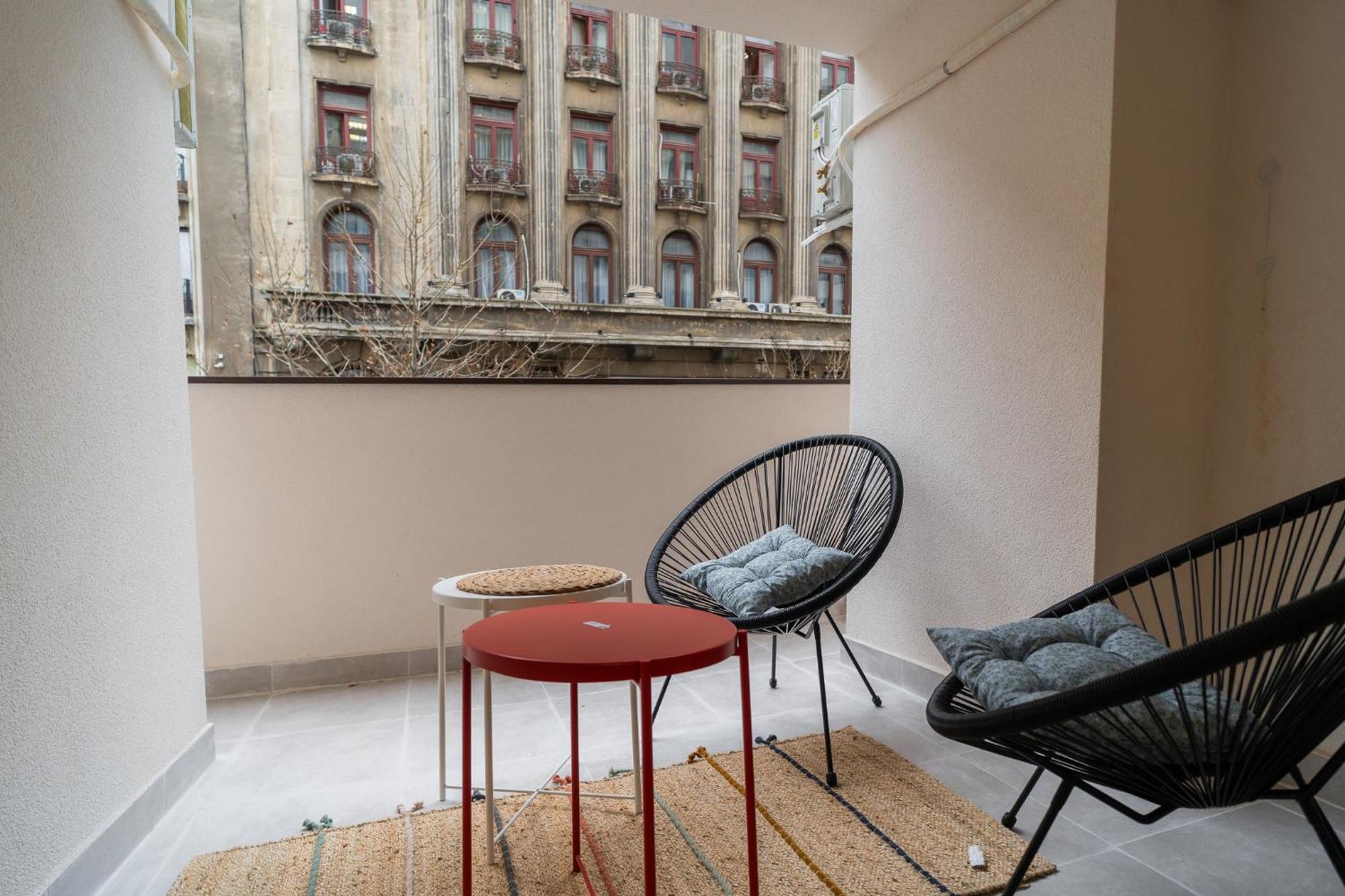 Urban Pearl - Old Town - Unique 4Br/3Ba Apartment Bucharest Luaran gambar