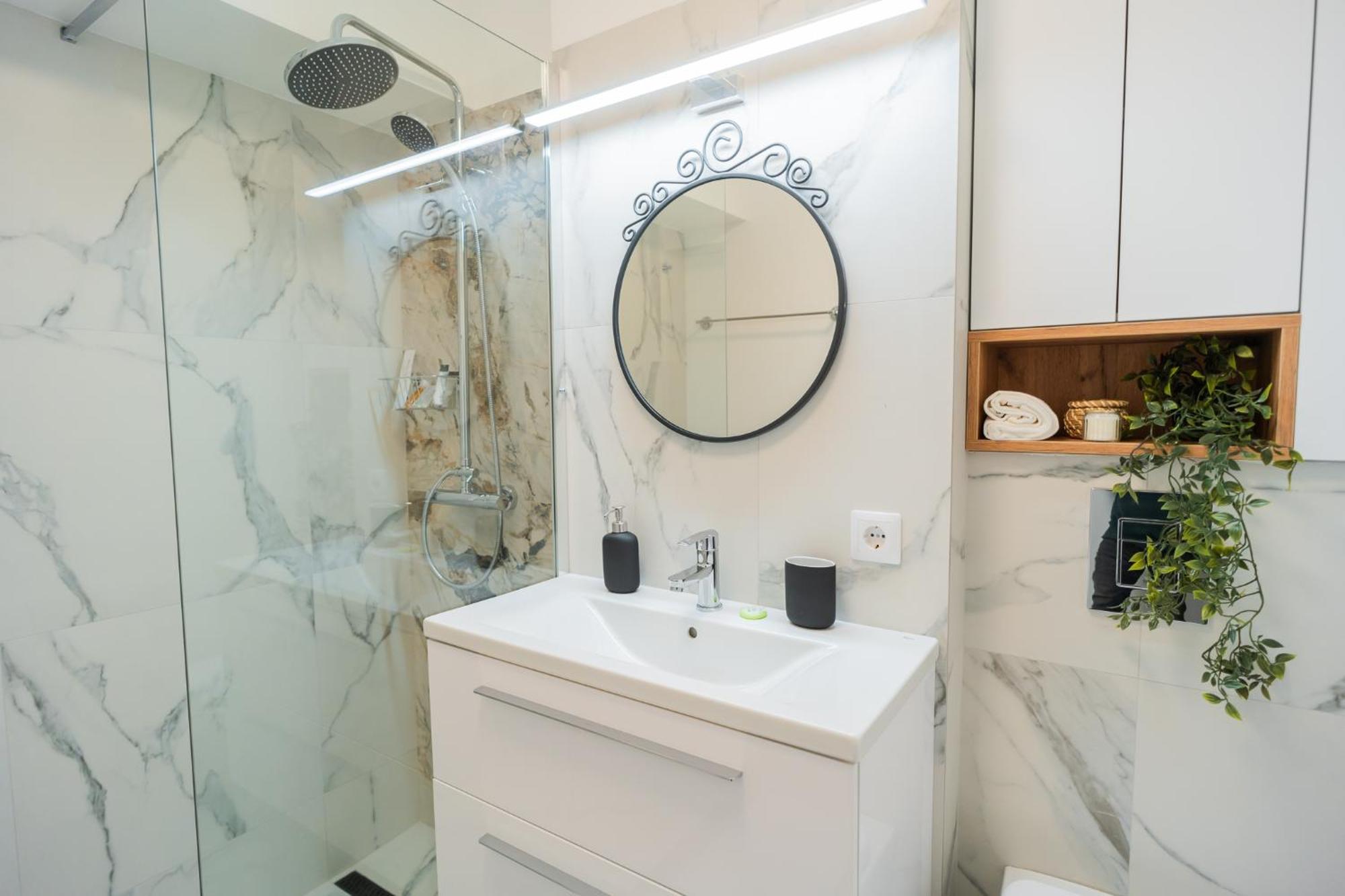 Urban Pearl - Old Town - Unique 4Br/3Ba Apartment Bucharest Luaran gambar
