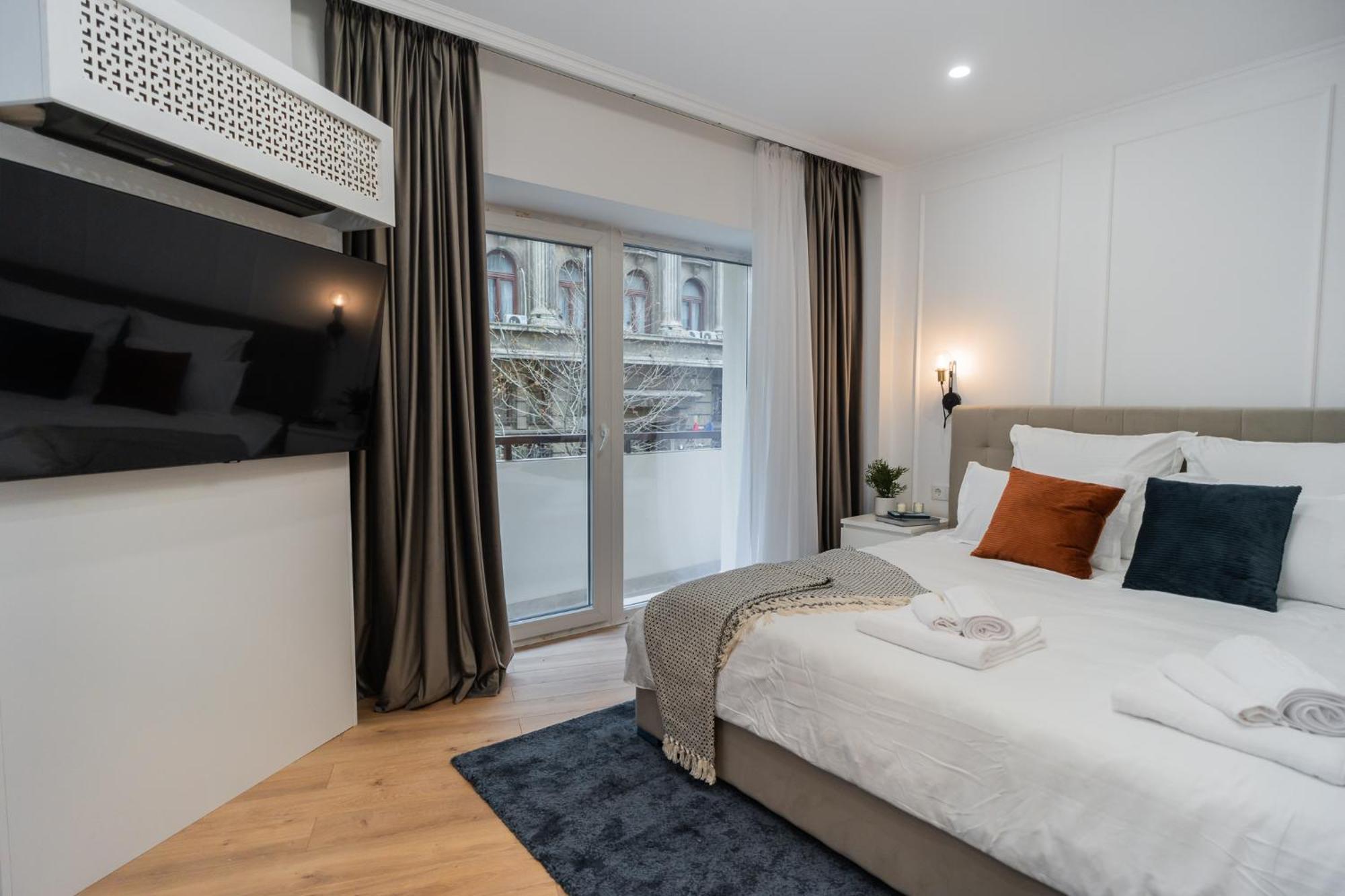 Urban Pearl - Old Town - Unique 4Br/3Ba Apartment Bucharest Luaran gambar