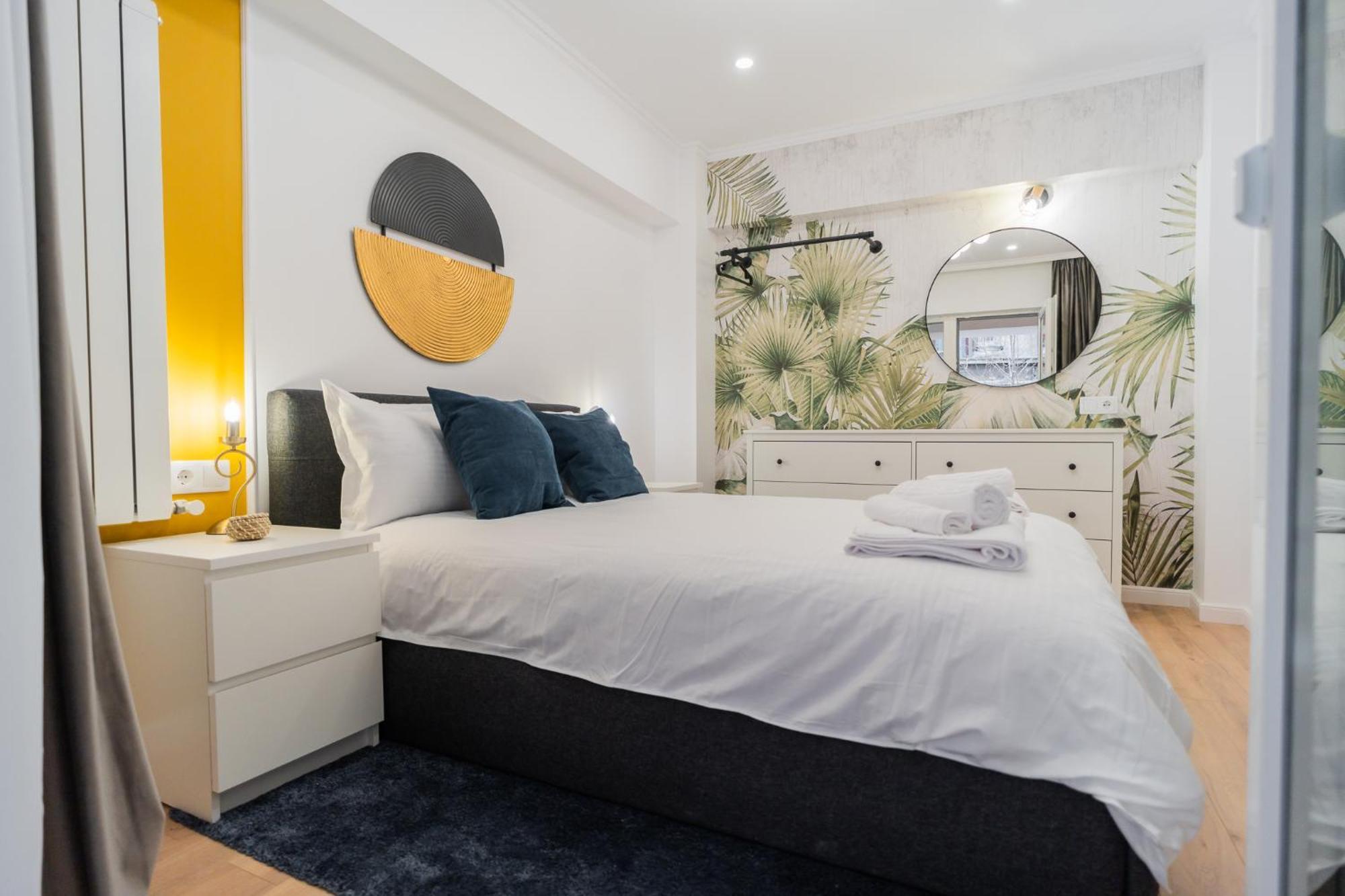 Urban Pearl - Old Town - Unique 4Br/3Ba Apartment Bucharest Luaran gambar