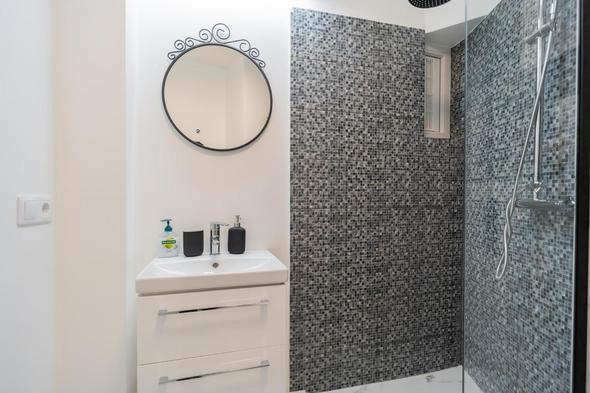 Urban Pearl - Old Town - Unique 4Br/3Ba Apartment Bucharest Luaran gambar